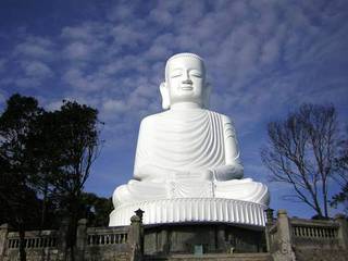 Phật Thích Ca ở Bà Nà 